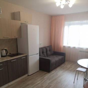 Сдается 1-комнатная квартира, 47 м²