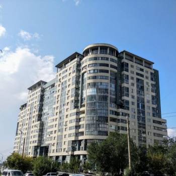 Сдается 1-комнатная квартира, 59 м²