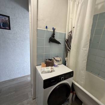 Продается 1-комнатная квартира, 28,4 м²