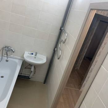 Сдается 1-комнатная квартира, 46 м²