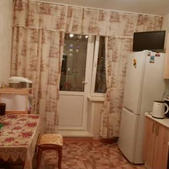 Продается 1-комнатная квартира, 38 м²