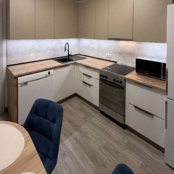 Продается 1-комнатная квартира, 40,5 м²
