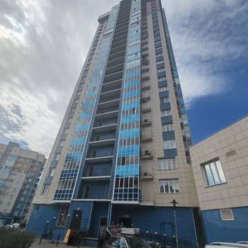 Сдается 1-комнатная квартира, 53 м²