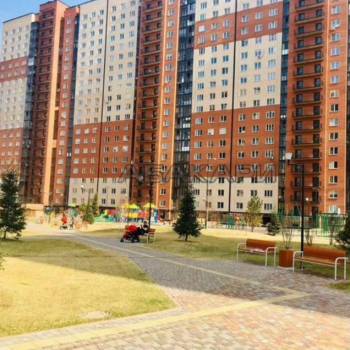 Сдается Многокомнатная квартира, 55 м²