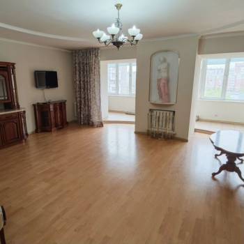 Сдается 2-х комнатная квартира, 83,4 м²