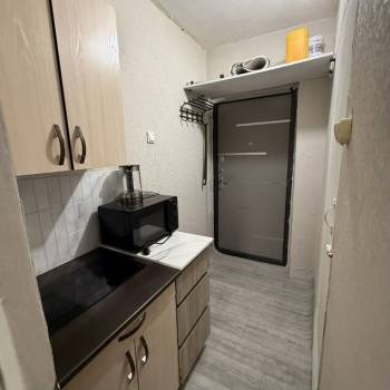 Сдается 1-комнатная квартира, 14 м²