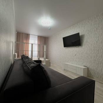 Сдается 1-комнатная квартира, 42 м²