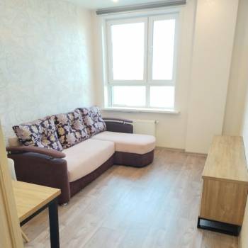 Сдается 1-комнатная квартира, 39 м²