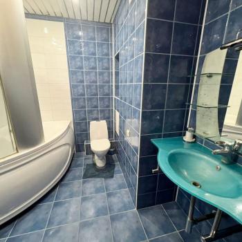 Сдается 2-х комнатная квартира, 91 м²