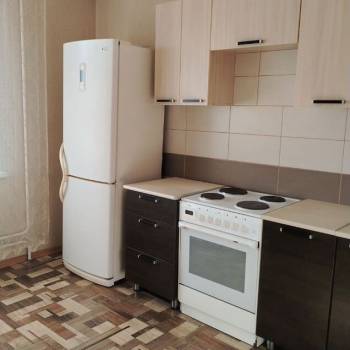Сдается 1-комнатная квартира, 39 м²