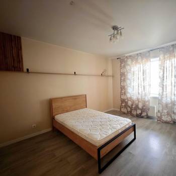 Сдается 1-комнатная квартира, 39 м²