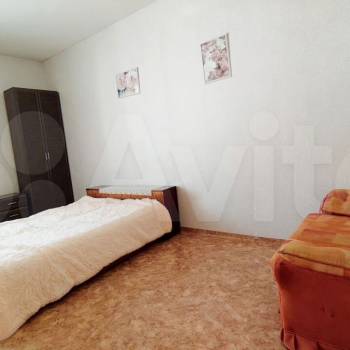 Сдается 1-комнатная квартира, 41 м²