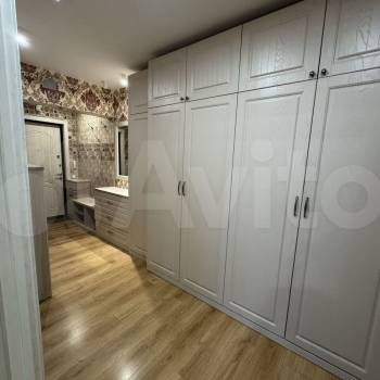 Сдается Многокомнатная квартира, 60,9 м²