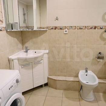 Сдается Многокомнатная квартира, 97 м²