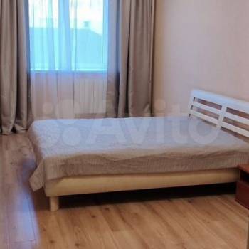 Сдается Многокомнатная квартира, 97 м²
