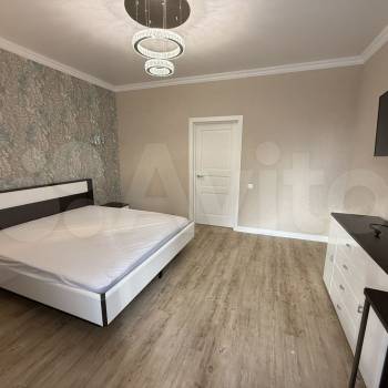 Сдается Многокомнатная квартира, 102 м²