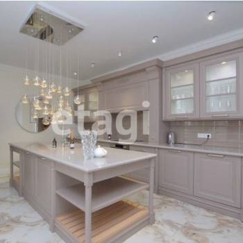 Продается 3-х комнатная квартира, 120 м²