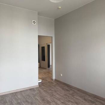 Сдается 2-х комнатная квартира, 77 м²