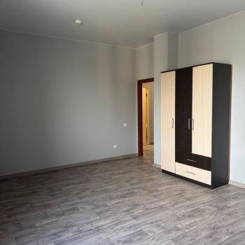Сдается 2-х комнатная квартира, 77 м²