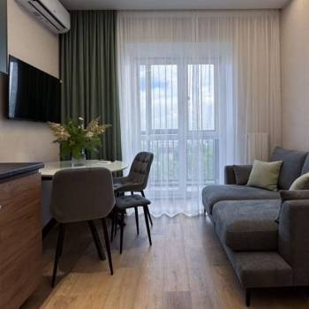 Сдается 1-комнатная квартира, 418 м²