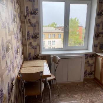 Сдается Многокомнатная квартира, 75 м²