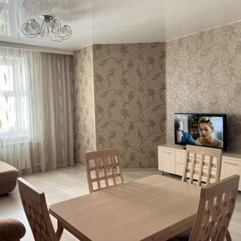 Сдается Многокомнатная квартира, 85 м²