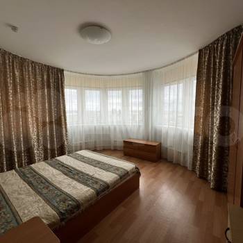 Сдается Многокомнатная квартира, 85 м²