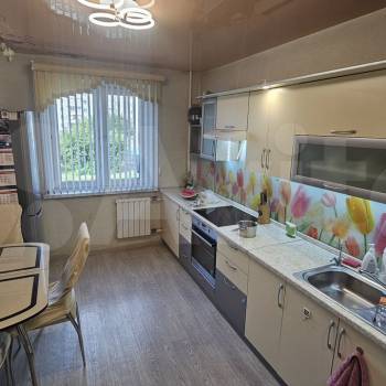 Сдается Многокомнатная квартира, 66,7 м²