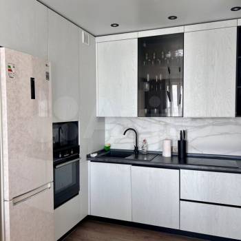 Сдается 2-х комнатная квартира, 60 м²