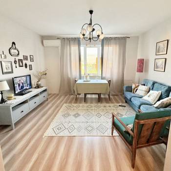 Продается 2-х комнатная квартира, 54,3 м²