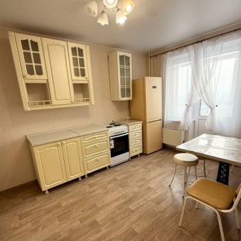 Сдается Многокомнатная квартира, 83 м²