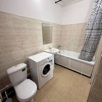 Сдается Многокомнатная квартира, 83 м²