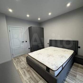 Сдается 1-комнатная квартира, 48 м²