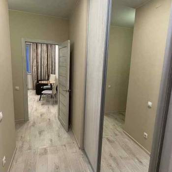 Сдается 1-комнатная квартира, 42 м²