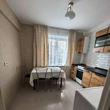 Сдается 2-х комнатная квартира, 56 м²