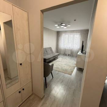 Сдается 1-комнатная квартира, 37 м²