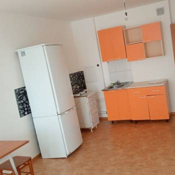 Сдается 2-х комнатная квартира, 75 м²