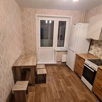 Сдается 1-комнатная квартира, 41 м²