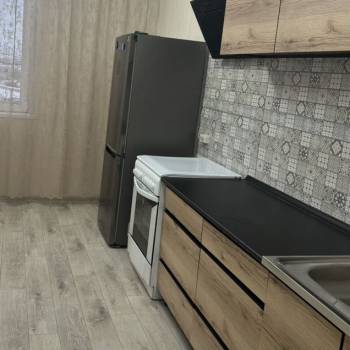 Сдается 1-комнатная квартира, 43 м²