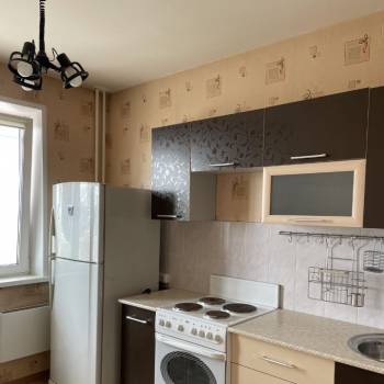 Сдается 1-комнатная квартира, 41 м²