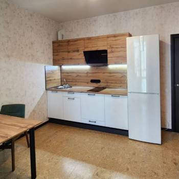 Сдается 1-комнатная квартира, 44 м²