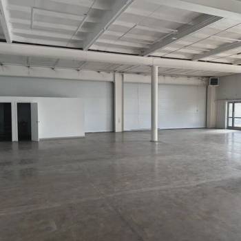 Сдается Нежилое помещение, 310 м²