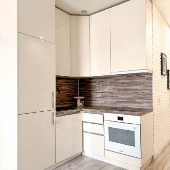 Продается 1-комнатная квартира, 34 м²