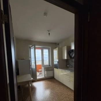Продается 1-комнатная квартира, 36 м²