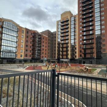 Продается 1-комнатная квартира, 40,7 м²