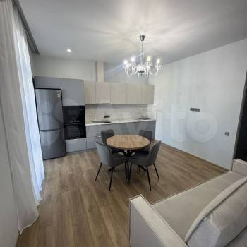 Сдается 1-комнатная квартира, 43 м²