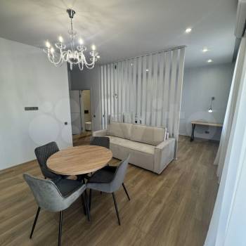 Сдается 1-комнатная квартира, 43 м²