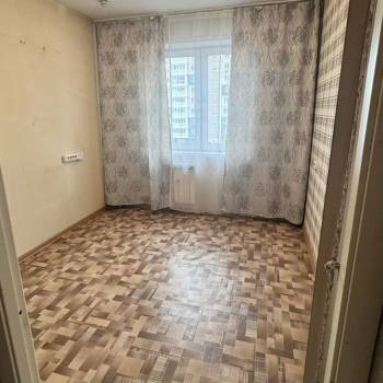 Сдается 1-комнатная квартира, 39 м²