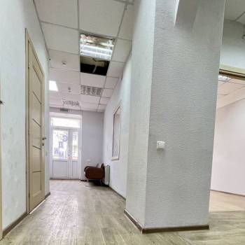 Сдается Нежилое помещение, 75 м²