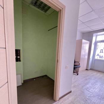 Сдается Нежилое помещение, 75 м²